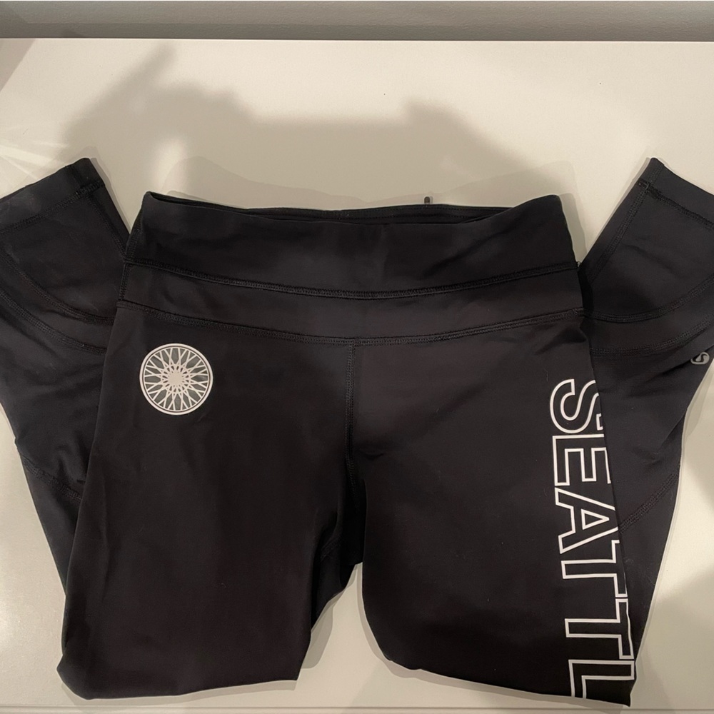 lululemon soulcycle seattle cropped leggings